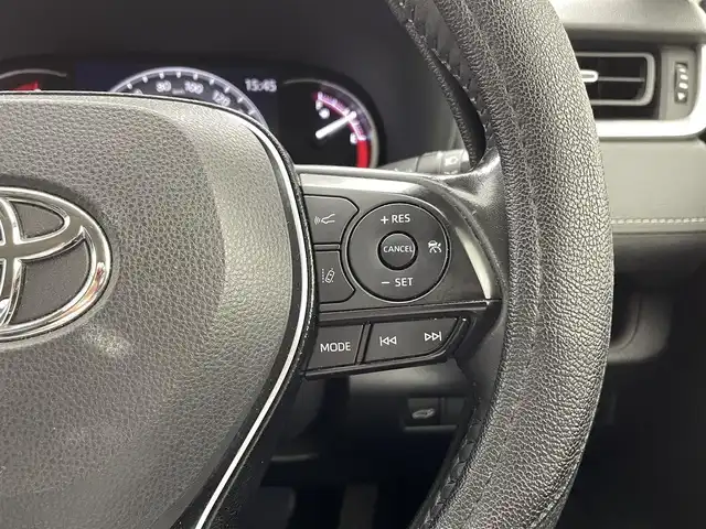 トヨタ ＲＡＶ４ G Zパッケージ 福岡県 2019(令1)年 8.9万km ホワイトパールクリスタルシャイン ワンオーナー　/純正ナビNSZT-Y68T（ＣＤ・ＤＶＤ・フルセグ・ＢＴ）/バックカメラ　/ビルトインＥＴＣ　/前後クリアランスソナー　/パワーバックドア　/トヨタセーフティーセンス/・プリクラッシュセーフティ/・レーンキープアシスト/・ロードサインアシスト/・ブラインドスポットモニター/・駐車時支援パーキングサポートシステム/・オートハイビーム/・アダブティブクルーズコントロール/横滑り防止/ダウンヒルアシスト/前席シートヒーター　/運転席パワーシート　/シートメモリー/ステアリングヒーター/電動パーキングブレーキ/ブレーキホールド/純正フロアマット/純正19インチAW/オートライト/LEDヘッドライト/スマートキー/プッシュスタート/スペアキー1本/保証書/取扱説明書