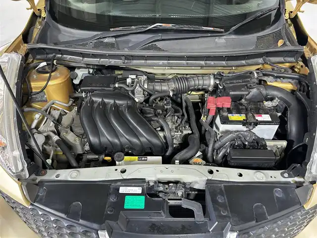 日産 ジューク 15RX タイプV 佐賀県 2013(平25)年 9.2万km メローゴールド 純正ディーラーオプション7インチナビ(MM113D-W)/バックカメラ/ワンセグテレビ/CD/SD/AUX/FM.AM/ETC/電動ミラー/純正フロアマット/純正ドアバイザー/プッシュスタート/スマートキー×2/保証書/取扱説明書