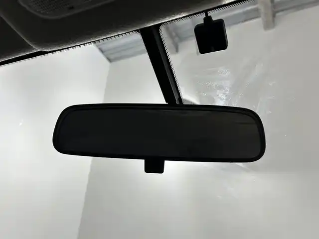 日産 ジューク 15RX タイプV 佐賀県 2013(平25)年 9.2万km メローゴールド 純正ディーラーオプション7インチナビ(MM113D-W)/バックカメラ/ワンセグテレビ/CD/SD/AUX/FM.AM/ETC/電動ミラー/純正フロアマット/純正ドアバイザー/プッシュスタート/スマートキー×2/保証書/取扱説明書
