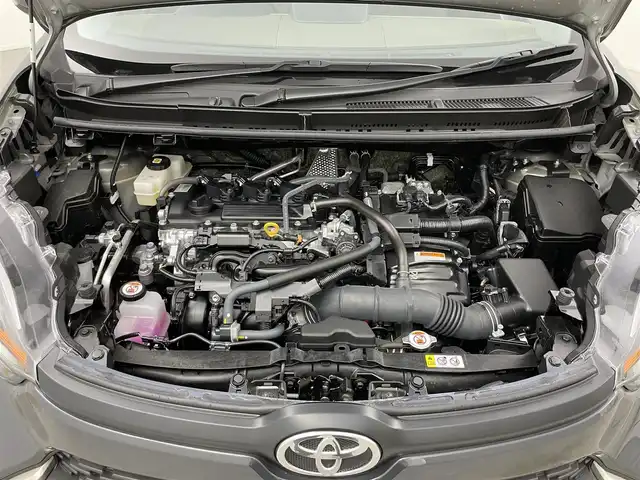 トヨタ シエンタ ハイブリッド Z 岡山県 2025(令7)年 0.5万km ダークグレー 純正8インチデイスプレイオーディオ/（CD/DVD/TV/BT/Carplay)/バックカメラ/両側パワースライドドア/リアサーキュレーター/コンフォートパッケージ/シートヒーター/ステアリングヒーター/コーナーセンサー/セーフティセンス/（衝突回避支援パッケージ）/パーキングサポートブレーキ/LEDヘッドライト/ETC
