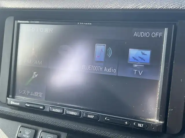 トヨタ アクア S 福岡県 2013(平25)年 11.8万km イエロー 純正ナビ/Bluetooth/フルセグTV/オートライト/ドアバイザー/取扱説明書/保証書/ETC