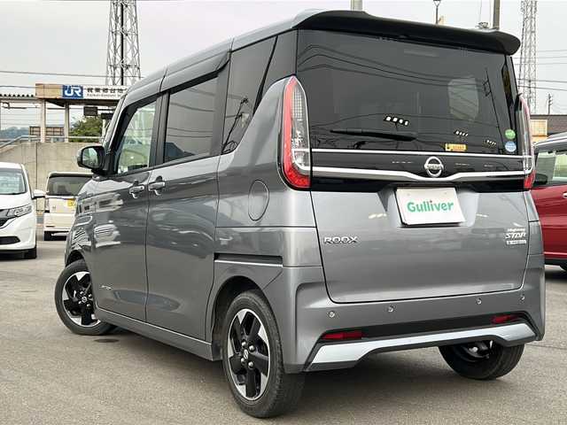 日産 ルークス ハイウェイスター X 山口県 2020(令2)年 4万km チタニウムグレーメタリック 純正9型ナビ/全方位カメラ/両側パワースライド/リヤシーリングファン/コーナーセンサー/アイドリングストップ/衝突被害軽減ブレーキ/プッシュスタート/純正14インチアルミホイール/純正フロアマット