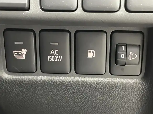 三菱 エクリプス クロス ＰＨＥＶ G 愛知県 2021(令3)年 2.6万km ホワイトダイヤモンド 純正7インチナビ/・Bluetooth/フルセグ/CD/DVD/USB/バックカメラ/e-アシスト(衝突回避支援パッケージ)/・衝突被害軽減ブレーキシステム/・車線逸脱警報システム/・レーダークルーズコントロール/・オートマチックハイビーム/・誤発進抑制機能/・後側方/後退時車両検知警報システム/電動パーキングブレーキ/ブレーキオートホールド/ヘッドアップディスプレイ/運転席パワーシート/前席シートヒーター/ステアリングヒーター/AC1500W電源/LEDヘッドランプ/LEDフォグランプ/パドルシフト/前後ドライブレコーダー