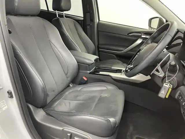 三菱 エクリプス クロス ＰＨＥＶ G 愛知県 2021(令3)年 2.6万km ホワイトダイヤモンド 純正7インチナビ/・Bluetooth/フルセグ/CD/DVD/USB/バックカメラ/e-アシスト(衝突回避支援パッケージ)/・衝突被害軽減ブレーキシステム/・車線逸脱警報システム/・レーダークルーズコントロール/・オートマチックハイビーム/・誤発進抑制機能/・後側方/後退時車両検知警報システム/電動パーキングブレーキ/ブレーキオートホールド/ヘッドアップディスプレイ/運転席パワーシート/前席シートヒーター/ステアリングヒーター/AC1500W電源/LEDヘッドランプ/LEDフォグランプ/パドルシフト/前後ドライブレコーダー