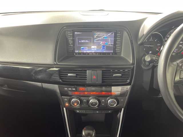 マツダ ＣＸ－５ XD Lパッケージ 神奈川県 2014(平26)年 9.4万km ジェットブラックマイカ 純正メモリナビゲーション【CA9K2】/AM　FM　AUX　フルセグ　Bluetooth/バックカメラ/クルーズコントロール/スマートシティブレーキサポート/リアビークルモニタリングシステム/トラクションコントロールシステム/アイドリングストップ/運転席パワーシート/前席シートヒーター/レザーシート/革巻きステアリング/サイドカメラ付き自動防眩ミラー/純正17インチアルミホイル/純正リアスポイラー/LEDヘッドライト/オートライト/フォグライト