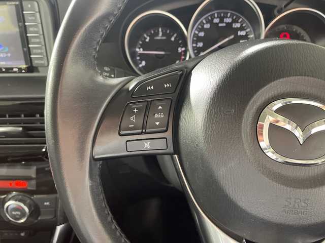 マツダ ＣＸ－５ XD Lパッケージ 神奈川県 2014(平26)年 9.4万km ジェットブラックマイカ 純正メモリナビゲーション【CA9K2】/AM　FM　AUX　フルセグ　Bluetooth/バックカメラ/クルーズコントロール/スマートシティブレーキサポート/リアビークルモニタリングシステム/トラクションコントロールシステム/アイドリングストップ/運転席パワーシート/前席シートヒーター/レザーシート/革巻きステアリング/サイドカメラ付き自動防眩ミラー/純正17インチアルミホイル/純正リアスポイラー/LEDヘッドライト/オートライト/フォグライト