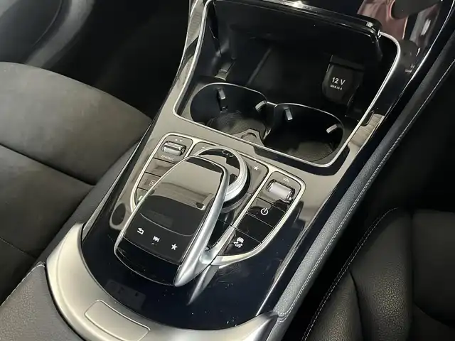 メルセデス・ベンツ ＧＬＣ２２０ d 4マチックスポーツ 山形県 2019(平31)年 5.5万km オブシディアンブラック 純正ナビ/360°カメラ/フルセグTV/レーダーセーフティパッケージ/レーンキープアシスト/ブラインドスポットモニター/アクティブステアリングアシスト/ルーフレール/電動リアゲート/キーレスゴー/ヘッドアップディスプレイ/ハーフレザーシート/シートヒーター/パワーシート
