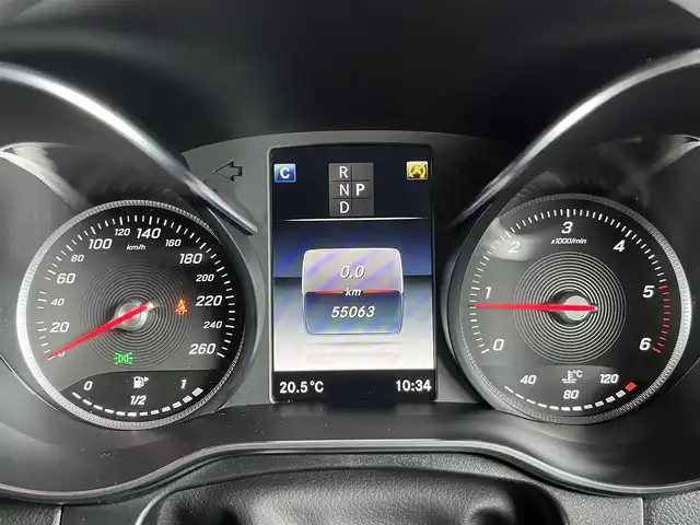 メルセデス・ベンツ ＧＬＣ２２０ d 4マチックスポーツ 山形県 2019(平31)年 5.5万km オブシディアンブラック 純正ナビ/360°カメラ/フルセグTV/レーダーセーフティパッケージ/レーンキープアシスト/ブラインドスポットモニター/アクティブステアリングアシスト/ルーフレール/電動リアゲート/キーレスゴー/ヘッドアップディスプレイ/ハーフレザーシート/シートヒーター/パワーシート