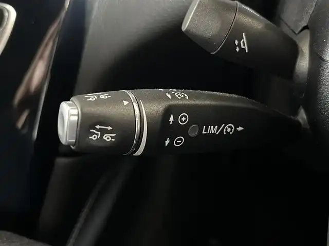 メルセデス・ベンツ ＧＬＣ２２０ d 4マチックスポーツ 山形県 2019(平31)年 5.5万km オブシディアンブラック 純正ナビ/360°カメラ/フルセグTV/レーダーセーフティパッケージ/レーンキープアシスト/ブラインドスポットモニター/アクティブステアリングアシスト/ルーフレール/電動リアゲート/キーレスゴー/ヘッドアップディスプレイ/ハーフレザーシート/シートヒーター/パワーシート