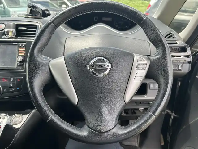 日産 セレナ ハイウェイスター S HV Vセレ 茨城県 2013(平25)年 15.1万km スーパーブラック プッシュスタート/アイドリングストップ/クルーズコントロール/純正ナビ/Bluetooth/DVD/フルセグ/両側パワースライドドア