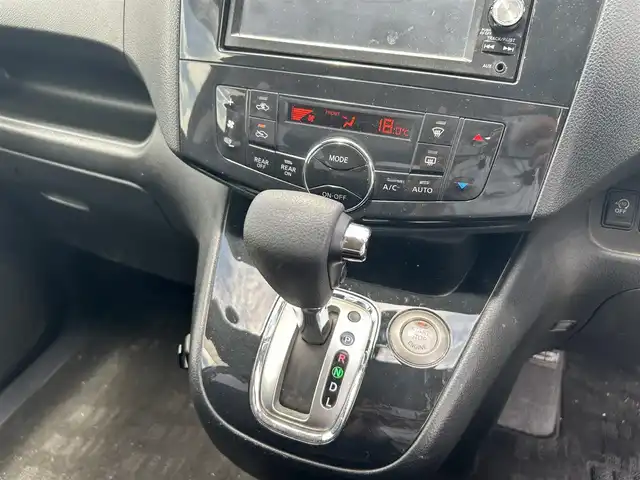 日産 セレナ ハイウェイスター S HV Vセレ 茨城県 2013(平25)年 15.1万km スーパーブラック プッシュスタート/アイドリングストップ/クルーズコントロール/純正ナビ/Bluetooth/DVD/フルセグ/両側パワースライドドア