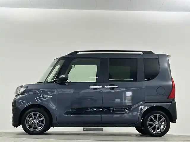 ダイハツ タント ファンクロス 埼玉県 2023(令5)年 1.6万km クロムグレーメタリック 純正ディスプレイオーディオ　フルセグＴＶ　Ｂｌｕｅｔｏｏｔｈ　ＨＤＭＩ　バックカメラ　両側パワースライドドア ウェルカムオープン機能 シートヒーター　ルーフレール　コーナーセンサー　ＬＥＤヘッドライト