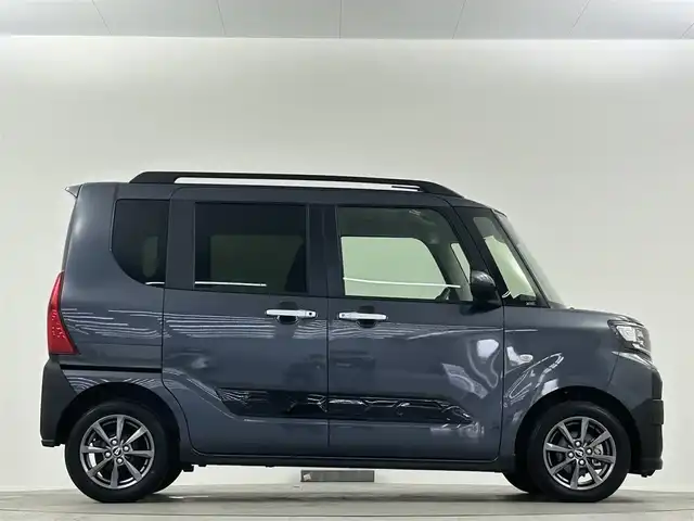 ダイハツ タント ファンクロス 埼玉県 2023(令5)年 1.6万km クロムグレーメタリック 純正ディスプレイオーディオ　フルセグＴＶ　Ｂｌｕｅｔｏｏｔｈ　ＨＤＭＩ　バックカメラ　両側パワースライドドア ウェルカムオープン機能 シートヒーター　ルーフレール　コーナーセンサー　ＬＥＤヘッドライト