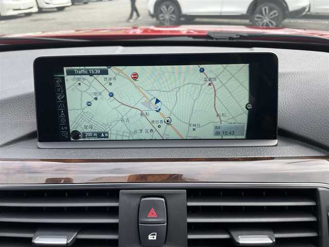 ＢＭＷ ３２０ｉ xDrive ツーリング ラグジュアリー 千葉県 2016(平28)年 6.1万km メルボルンレッド 黒レザーシート/インテリジェントセイフティ/レーンチェンジウォーニング/レーンディパーチャーウォーニング/純正HDDナビ/・CD/DVD/MSV/Bluetooth/バックカメラ/前席パワーシート/前席シートヒーター/スマートキー/ハンズフリーパワーバックドア/アダプティブクルーズコントロール/ルーフレール/コーナーセンサー/純正前後ドライブレコーダー/純正ルームミラー内臓ETC/純正LEDヘッドライト/フォグランプ/純正18インチアルミホイール/サイド＆カーテンエアバッグ/新車時保証書＆取扱説明書