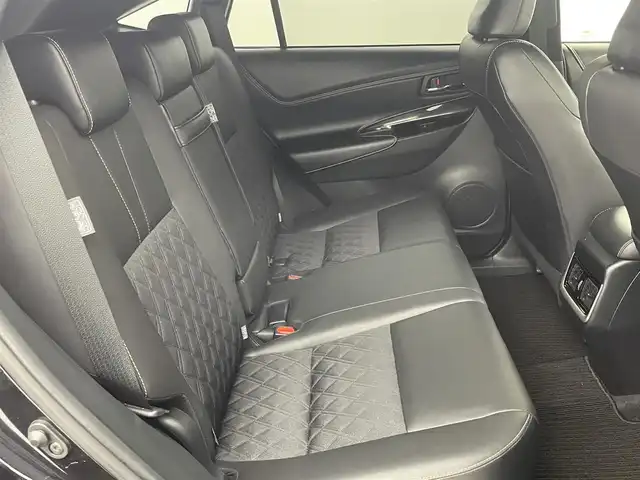 トヨタ ハリアー プレミアム 福岡県 2019(令1)年 1.7万km スパークリングブラックパールクリスタルシャイン アルパイン９型ナビ　/バックカメラ　/レーダークルコン　/コーナーセンサー　/衝突被害軽減ブレーキ　/レーンキープ　/オートマチックハイビーム　/アイドリングストップ　/ＭＴモード付き　/パワーバックドア　/ハーフレザーシート　/パワーシート