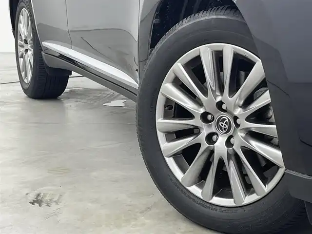 トヨタ ハリアー プレミアム 福岡県 2019(令1)年 1.7万km スパークリングブラックパールクリスタルシャイン アルパイン９型ナビ　/バックカメラ　/レーダークルコン　/コーナーセンサー　/衝突被害軽減ブレーキ　/レーンキープ　/オートマチックハイビーム　/アイドリングストップ　/ＭＴモード付き　/パワーバックドア　/ハーフレザーシート　/パワーシート