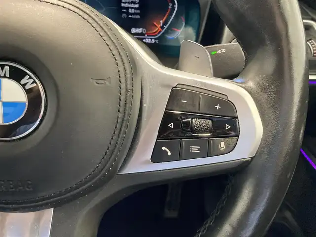 ＢＭＷ ３２０ｄ xDrive Mスポーツ 熊本県 2020(令2)年 5万km サファイアブラックP ハーフレザーシート/前席パワーシート/シートヒーター/ETC2.0/ワイヤレス充電/注意喚起アシスト/インテリジェントセーフティ/PDC自動起動/アクティブPDC緊急ブレーキ/パーキングアシスト/パワーバックドア/Aクルーズコントロール/前後ドライブレコーダー/フルセグTV/LEDヘッドライト/LEDフォグライト