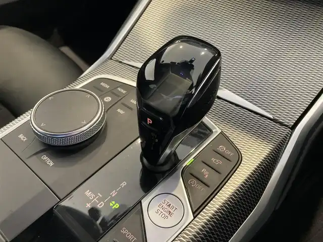 ＢＭＷ ３２０ｄ xDrive Mスポーツ 熊本県 2020(令2)年 5万km サファイアブラックP ハーフレザーシート/前席パワーシート/シートヒーター/ETC2.0/ワイヤレス充電/注意喚起アシスト/インテリジェントセーフティ/PDC自動起動/アクティブPDC緊急ブレーキ/パーキングアシスト/パワーバックドア/Aクルーズコントロール/前後ドライブレコーダー/フルセグTV/LEDヘッドライト/LEDフォグライト