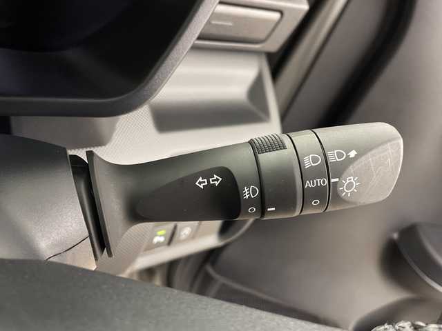 ダイハツ ロッキー プレミアム G 鹿児島県 2023(令5)年 0.9万km グレーⅡ 社外9インチナビ/（AM/FM/CD/DVD/Bluetooth）/フルセグテレビ/パノラミックビューモニター/ナビ連動ドライブレコーダー/オープンカントリータイヤ/レーダークルーズコントロール/シートヒーター/コーナーセンサー/ハーフレザーシート/LEDヘッドライト/ETC/HDMI/電動パーキング/オートホールド