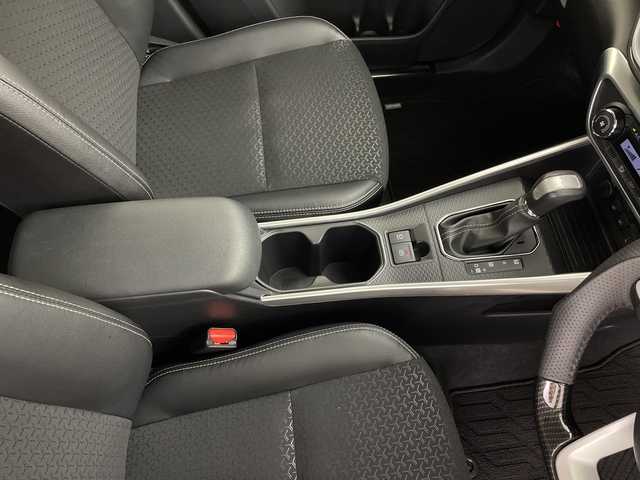 ダイハツ ロッキー プレミアム G 鹿児島県 2023(令5)年 0.9万km グレーⅡ 社外9インチナビ/（AM/FM/CD/DVD/Bluetooth）/フルセグテレビ/パノラミックビューモニター/ナビ連動ドライブレコーダー/オープンカントリータイヤ/レーダークルーズコントロール/シートヒーター/コーナーセンサー/ハーフレザーシート/LEDヘッドライト/ETC/HDMI/電動パーキング/オートホールド