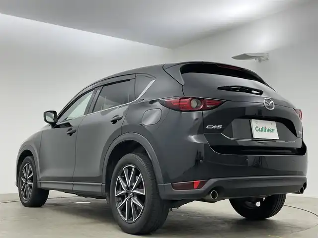 マツダ ＣＸ－５ XD Lパッケージ 岡山県 2017(平29)年 9万km ジェットブラックマイカ 純正メモリナビゲーション		/【フルセグ/Bluetooth/DVD】		/バックカメラ		/純正19inアルミホイール+サマータイヤ：装着		/レーダークルーズコントロール		/ビルトインETC		/LEDヘッドライト（AUTO機能付き）		/シートヒーター	/ステアリングヒーター/パワーバックドア/パワーシート	/横滑り防止機能		/衝突軽減システム		/車線逸脱防止システム				/スマートキー		/ステアリングスイッチ		/プッシュスタート		/コーナーセンサー		/フロアマット
