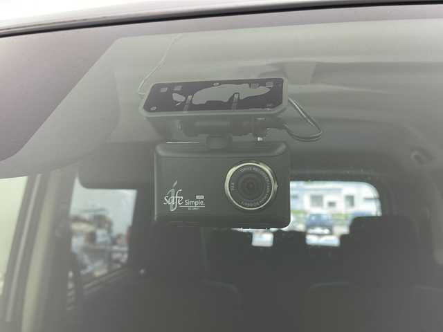 トヨタ ルーミー カスタムG S 栃木県 2017(平29)年 6.7万km ブライトシルバーM オーディオ/（FM/AM/CD/AUX/USB）/ドライブレコーダー/両側パワースライドドア/プリクラッシュブレーキ/クルーズコントロール/横滑り防止/アイドリングストップ/電動格納ミラー/マルチインフォメーションディスプレイ/ステアリングスイッチ/プッシュスタート/スマートキー/スペアキー１本/取扱説明書/新車時保証書