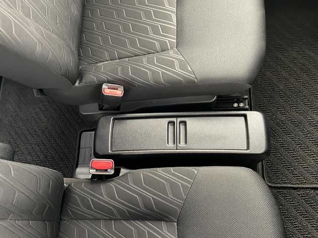 トヨタ ルーミー カスタムG S 栃木県 2017(平29)年 6.7万km ブライトシルバーM オーディオ/（FM/AM/CD/AUX/USB）/ドライブレコーダー/両側パワースライドドア/プリクラッシュブレーキ/クルーズコントロール/横滑り防止/アイドリングストップ/電動格納ミラー/マルチインフォメーションディスプレイ/ステアリングスイッチ/プッシュスタート/スマートキー/スペアキー１本/取扱説明書/新車時保証書