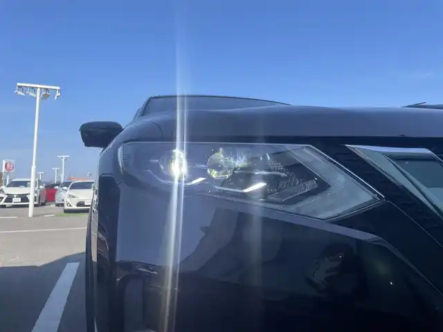 日産 エクストレイル ハイブリッド 20Xi 香川県 2019(令1)年 4.5万km ダイヤモンドブラック プロパイロット/エマージェンシーブレーキ/純正9インチナビ/アラウンドビューモニター/バックカメラ/革巻きステアリング/ステアリングリモコン/カプロンシート/パワーバックドア/LEDライト/フォグライト/デュアルオートエアコン/スマートキー/プッシュスタート/電子パーキング/オートホールド/スペアキー