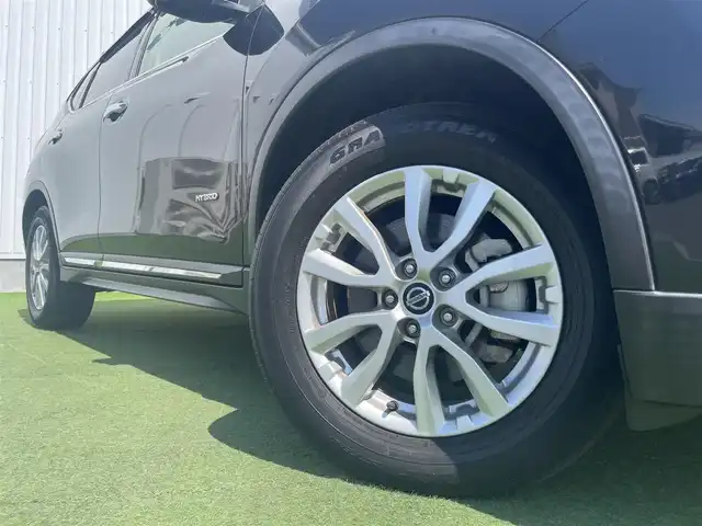 日産 エクストレイル ハイブリッド 20Xi 香川県 2019(令1)年 4.5万km ダイヤモンドブラック プロパイロット/エマージェンシーブレーキ/純正9インチナビ/アラウンドビューモニター/バックカメラ/革巻きステアリング/ステアリングリモコン/カプロンシート/パワーバックドア/LEDライト/フォグライト/デュアルオートエアコン/スマートキー/プッシュスタート/電子パーキング/オートホールド/スペアキー