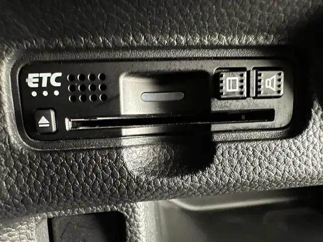 ホンダ Ｎ ＢＯＸ G L ホンダセンシング 兵庫県 2018(平30)年 6.2万km クリスタルブラックパール ・社外SDナビ/・CD/DVD/SD/BT/フルセグTV/・バックカメラ/・ビルドインＥＴＣ/・片側パワースライドドア /・純正１４インチアルミホイール/・ホンダセンシング/・衝突軽減ブレーキ/・レーンキープアシスト/・追従クルーズコントロール/・オートライト/・オートハイビーム/・ＬＥＤヘッドライト/・スマートキー/・プッシュスタート/・ステアリングスイッチ/・社外フロアマット/・ドアバイザー