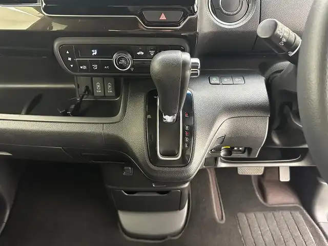 ホンダ Ｎ ＢＯＸ G L ホンダセンシング 兵庫県 2018(平30)年 6.2万km クリスタルブラックパール ・社外SDナビ/・CD/DVD/SD/BT/フルセグTV/・バックカメラ/・ビルドインＥＴＣ/・片側パワースライドドア /・純正１４インチアルミホイール/・ホンダセンシング/・衝突軽減ブレーキ/・レーンキープアシスト/・追従クルーズコントロール/・オートライト/・オートハイビーム/・ＬＥＤヘッドライト/・スマートキー/・プッシュスタート/・ステアリングスイッチ/・社外フロアマット/・ドアバイザー
