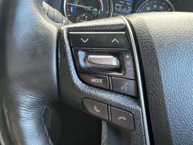 トヨタ ヴェルファイア ハイブリット エグゼクティブ ラウンジ Z 千葉県 2018(平30)年 4.5万km ホワイトパールクリスタルシャイン 4WD/純正ナビ/フルセグＴＶ/全方位カメラ/サンルーフ/ＪＢＬサウンド/両側パワースライドドア/クルーズコントロール/オットマン/パワーバックドア/前席シートヒーター/前席エアシート/前席パワーシート/ステアリングヒーター/衝突被害軽減ブレーキ/レーンキープアシスト/ＢＳＭ