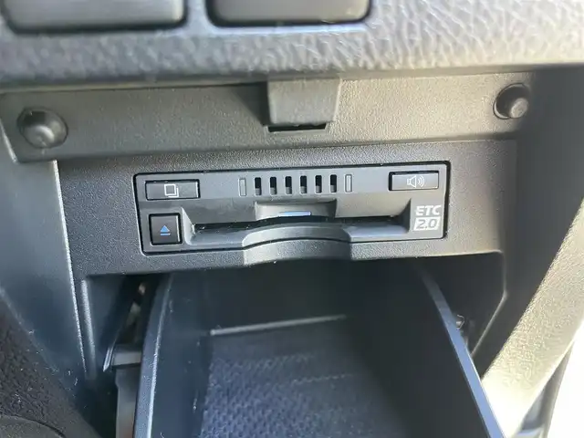 トヨタ ヴェルファイア ハイブリット エグゼクティブ ラウンジ Z 千葉県 2018(平30)年 4.5万km ホワイトパールクリスタルシャイン 4WD/純正ナビ/フルセグＴＶ/全方位カメラ/サンルーフ/ＪＢＬサウンド/両側パワースライドドア/クルーズコントロール/オットマン/パワーバックドア/前席シートヒーター/前席エアシート/前席パワーシート/ステアリングヒーター/衝突被害軽減ブレーキ/レーンキープアシスト/ＢＳＭ