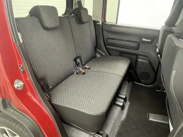 スズキ ハスラー HYBRID X 岡山県 2022(令4)年 1.4万km フェニックスレッドパール/ガンメタリック2トーンルーフ 社外ナビ/【ナビ/フルセグ/Bluetooth/DVD】	/バックカメラ/追従型クルーズコントロール	/オートハイビーム	/LEDヘッドライト（AUTO機能付き）	/前席シートヒーター	/衝突軽減ブレーキシステム	/車線逸脱防止システム	/横滑り防止装置/踏み間違い防止	/純正15インチアルミ	/コーナーセンサー（後）	/純正フロアマット	/ステアリングスイッチ	/チルトステアリング/シートリフター/シートバックテーブル/ウィンカーミラー/ドアバイザー/ISOFIX/プッシュスタート	/新車保証書/取扱説明書/スペアキー×１