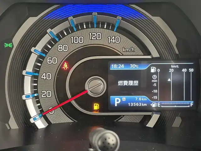 スズキ ハスラー HYBRID X 岡山県 2022(令4)年 1.4万km フェニックスレッドパール/ガンメタリック2トーンルーフ 社外ナビ/【ナビ/フルセグ/Bluetooth/DVD】	/バックカメラ/追従型クルーズコントロール	/オートハイビーム	/LEDヘッドライト（AUTO機能付き）	/前席シートヒーター	/衝突軽減ブレーキシステム	/車線逸脱防止システム	/横滑り防止装置/踏み間違い防止	/純正15インチアルミ	/コーナーセンサー（後）	/純正フロアマット	/ステアリングスイッチ	/チルトステアリング/シートリフター/シートバックテーブル/ウィンカーミラー/ドアバイザー/ISOFIX/プッシュスタート	/新車保証書/取扱説明書/スペアキー×１