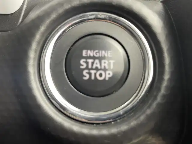 スズキ ハスラー HYBRID X 岡山県 2022(令4)年 1.4万km フェニックスレッドパール/ガンメタリック2トーンルーフ 社外ナビ/【ナビ/フルセグ/Bluetooth/DVD】	/バックカメラ/追従型クルーズコントロール	/オートハイビーム	/LEDヘッドライト（AUTO機能付き）	/前席シートヒーター	/衝突軽減ブレーキシステム	/車線逸脱防止システム	/横滑り防止装置/踏み間違い防止	/純正15インチアルミ	/コーナーセンサー（後）	/純正フロアマット	/ステアリングスイッチ	/チルトステアリング/シートリフター/シートバックテーブル/ウィンカーミラー/ドアバイザー/ISOFIX/プッシュスタート	/新車保証書/取扱説明書/スペアキー×１
