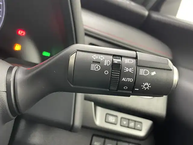 レクサス ＵＸ 250h Fスポーツ 岡山県 2019(令1)年 4.9万km グラファイトブラックガラスフレーク ムーンルーフ/三眼LEDヘッドライト/ブラインドスポットモニター/純正10.3インチメモリナビ/（CD/DVD/BT/USB/AUX/フルセグTV）/パワーバックドア/社外ドライブレコーダー/衝突軽減ブレーキ/アダプティブヘッドライト/前後コーナーセンサー/レーンキープアシスト/オートハイビーム/ヘッドアップディスプレイ/赤色レザーシート/D/N席パワーシート/D/N席エアシート/D/N席シートヒーター/Fスポ専用18インチアルミホール/純正フロアマット
