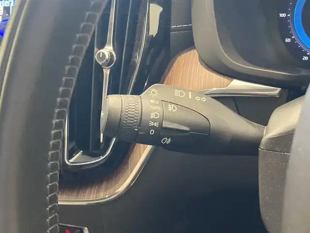 ボルボ ボルボ ＸＣ６０ B5 AWD インスクリプション 熊本県 2022(令4)年 2.1万km オニキスブラックP 純正Googleナビ/CarPlay/androidauto/USB/Bluetooth/ハーマンカードンプレミアムサラウンドシステム/ベージュ本革シート/360°カメラ/コーナーセンサー/全席シートヒーター/前席シートクーラー/前席パワーシート/前席シートメモリー/ハンドルヒーター/レーンキープアシスト/ブラインドスポットモニター/アダプティブクルーズコントロール/PilotAssist/オートホールド/パワートランクドア/ETC2.0/LEDヘッドライト/LEDフォグライト