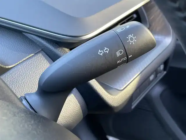 トヨタ プリウス G 愛知県 2024(令6)年 1.2万km グレー 純正ディスプレイオーディオ、ナビ/フルセグTV（キャンセラー付き）/BT/HDMI/バックカメラ/ビルトインETC/純正19インチAW/トヨタセーフティセンス/レーダークルーズコントロール/ブラインドスポットモニター/クリアランスソナー /オートライト/前席シートヒーター /純正フロアマット/AC100V