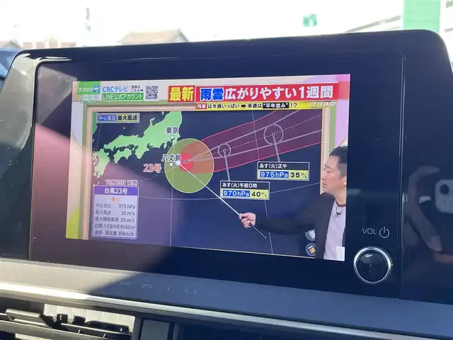 トヨタ プリウス G 愛知県 2024(令6)年 1.2万km グレー 純正ディスプレイオーディオ、ナビ/フルセグTV（キャンセラー付き）/BT/HDMI/バックカメラ/ビルトインETC/純正19インチAW/トヨタセーフティセンス/レーダークルーズコントロール/ブラインドスポットモニター/クリアランスソナー /オートライト/前席シートヒーター /純正フロアマット/AC100V