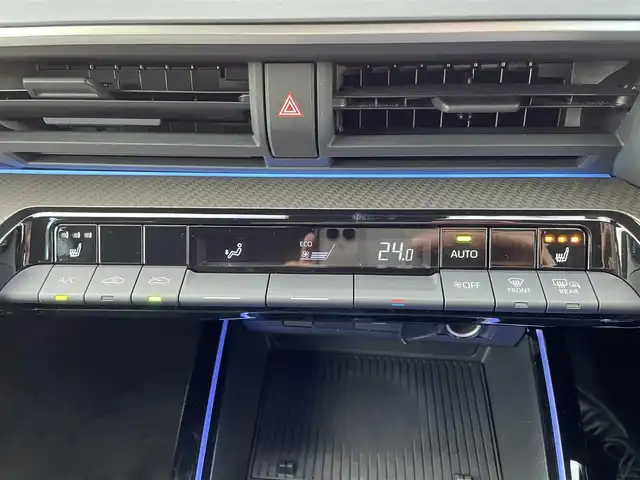 トヨタ プリウス G 三重県 2024(令6)年 1.3万km グレー 登録時12720km/ナビ機能付純正ディスプレイオーディオ/・フルセグTV（キャンセラー付き）・BT・HDMI・typeC/バックカメラ/ビルトインETC/純正19インチAW/トヨタセーフティセンス/レーダークルーズコントロール/ブラインドスポットモニター/クリアランスソナー /AUTOライト/オートマチックハイビーム/レーントレーシングアシスト/前席シートヒーター /純正フロアマット/AC100V/電動パーキングブレーキ/SOSスイッチ