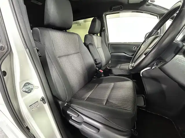 トヨタ ヴォクシー ZS 煌 佐賀県 2018(平30)年 4.2万km ホワイトパールクリスタルシャイン アルパイン１１型ナビ【EX11Z】/フルセグTV/CD/DVD/SD/BT/AM・FM/アルパイン１２．８型後席モニター/両側パワースライドドア/衝突被害軽減システム/レーンアシスト/クルーズコントロール/バックカメラ/LEDヘッドライト/フォグランプ/オートハイビーム/ドライブレコーダー　/ビルトインETC/プッシュスタート/純正16インチアルミホイール/フロアマット/ドアバイザー