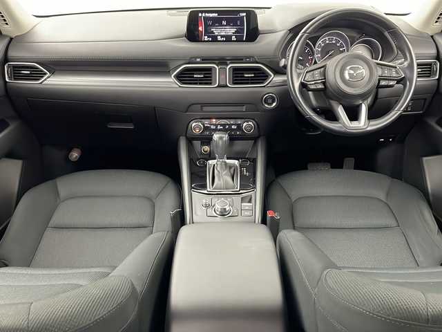 マツダ ＣＸ－５ XD プロアクティブ 道央・札幌 2018(平30)年 4.8万km スノーフレイクホワイトパールマイカ ・4WD/・純正SDナビ&フルセグ&CD&DVD&BT/・全方位カメラ/・バックカメラ/・ヘッドアップディスプレイ/・ブラインドスポットモニター/・レーンキープアシスト/・衝突軽減ブレーキ/・クルーズコントロール/・社外ドライブレコーダー/・純正フロアマット/・ETC/・オートライト/・LEDヘッドライト/・リアフォグランプ/・スペアキー/・スマートキー/・アイドリングストップ/・プッシュスタート/・トノカバー/・ドアバイザー/・純正19インチAW