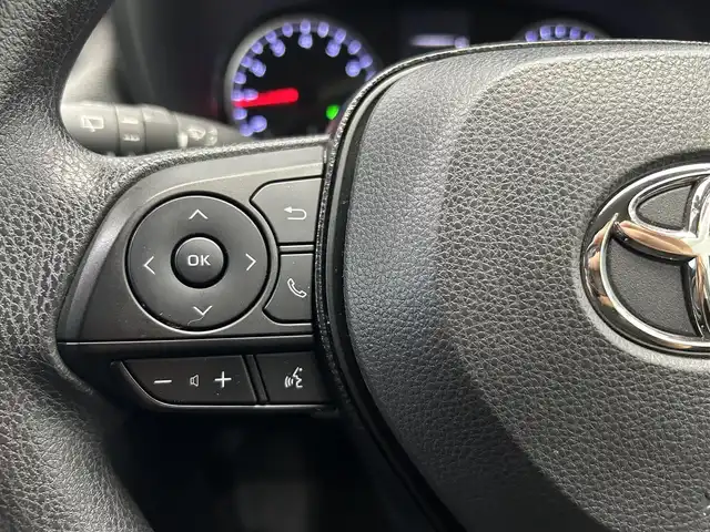 トヨタ ＲＡＶ４ X 鹿児島県 2020(令2)年 5.1万km アティチュードブラックマイカ 禁煙/純正ディスプレイオーディオ/トヨタセーフティセンス/○ブラインドスポットモニター/○プリクラッシュセーフティ/○レーントレーシングアシスト/バックカメラ/前後コーナーセンサー/純正フロアマット/社外アルミホイール/電動パーキングブレーキ/オートブレーキホールド/オートライト/オートマチックハイビーム