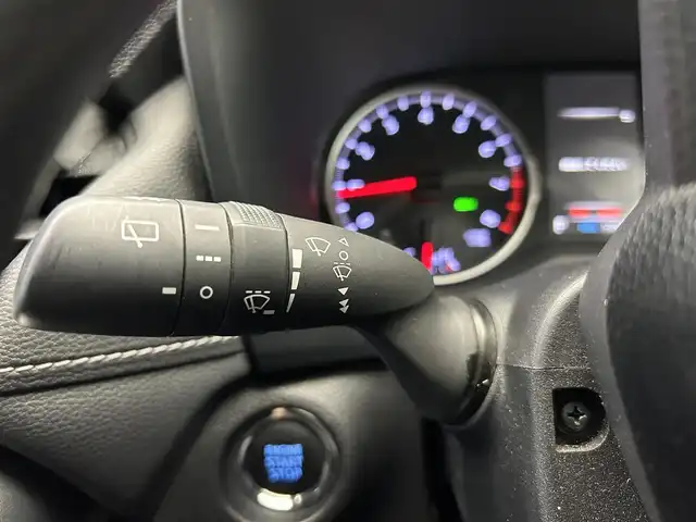 トヨタ ＲＡＶ４ X 鹿児島県 2020(令2)年 5.1万km アティチュードブラックマイカ 禁煙/純正ディスプレイオーディオ/トヨタセーフティセンス/○ブラインドスポットモニター/○プリクラッシュセーフティ/○レーントレーシングアシスト/バックカメラ/前後コーナーセンサー/純正フロアマット/社外アルミホイール/電動パーキングブレーキ/オートブレーキホールド/オートライト/オートマチックハイビーム