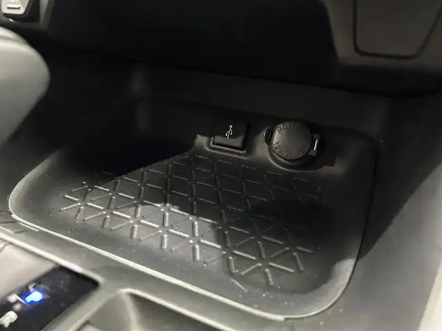 トヨタ ＲＡＶ４ X 鹿児島県 2020(令2)年 5.1万km アティチュードブラックマイカ 禁煙/純正ディスプレイオーディオ/トヨタセーフティセンス/○ブラインドスポットモニター/○プリクラッシュセーフティ/○レーントレーシングアシスト/バックカメラ/前後コーナーセンサー/純正フロアマット/社外アルミホイール/電動パーキングブレーキ/オートブレーキホールド/オートライト/オートマチックハイビーム