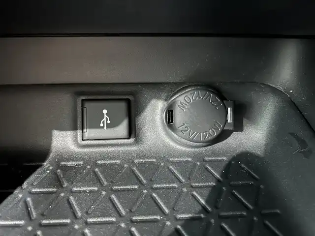 トヨタ ＲＡＶ４ X 鹿児島県 2020(令2)年 5.1万km アティチュードブラックマイカ 禁煙/純正ディスプレイオーディオ/トヨタセーフティセンス/○ブラインドスポットモニター/○プリクラッシュセーフティ/○レーントレーシングアシスト/バックカメラ/前後コーナーセンサー/純正フロアマット/社外アルミホイール/電動パーキングブレーキ/オートブレーキホールド/オートライト/オートマチックハイビーム