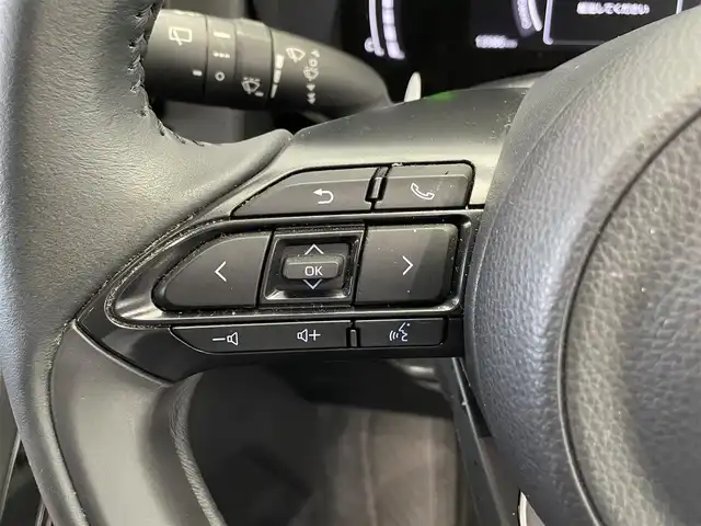 トヨタ シエンタ ハイブリッド Z 鹿児島県 2023(令5)年 1.4万km ホワイトパールクリスタルシャイン 禁煙車　/純正１０．５インチディスプレイオーディオ（ナビ機能付）　/フルセグＴＶ　/全方位カメラ　/Ｂｌｕｅｔｏｏｔｈ　/両側パワスラ　/パーキングアシスト　/クルコン　/ブラインドスポットモニター　/スマートキー/前後コーナーセンサー/純正ラゲージアッパーボードセット/オートライト/オートマチックハイビーム/純正前後ドラレコ/ブラインドスポットモニター/ステリモ/純正フロアマット/純正ドアバイザー