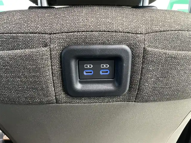 トヨタ シエンタ ハイブリッド Z 長野県 2023(令5)年 1.4万km ホワイトパールクリスタルシャイン 禁煙車　/純正１０．５インチディスプレイオーディオ（ナビ機能付）　/フルセグＴＶ　/全方位カメラ　/Ｂｌｕｅｔｏｏｔｈ　/両側パワスラ　/パーキングアシスト　/クルコン　/ブラインドスポットモニター　/スマートキー/前後コーナーセンサー/純正ラゲージアッパーボードセット/オートライト/オートマチックハイビーム/純正前後ドラレコ/ブラインドスポットモニター/ステリモ/純正フロアマット/純正ドアバイザー