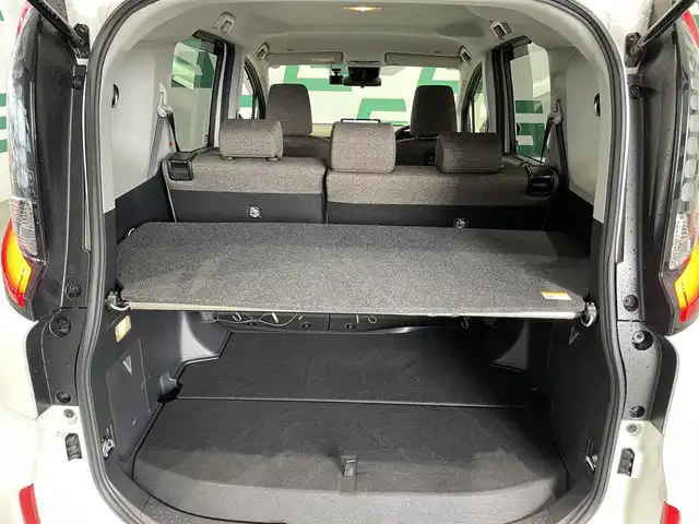 トヨタ シエンタ ハイブリッド Z 長野県 2023(令5)年 1.4万km ホワイトパールクリスタルシャイン 禁煙車　/純正１０．５インチディスプレイオーディオ（ナビ機能付）　/フルセグＴＶ　/全方位カメラ　/Ｂｌｕｅｔｏｏｔｈ　/両側パワスラ　/パーキングアシスト　/クルコン　/ブラインドスポットモニター　/スマートキー/前後コーナーセンサー/純正ラゲージアッパーボードセット/オートライト/オートマチックハイビーム/純正前後ドラレコ/ブラインドスポットモニター/ステリモ/純正フロアマット/純正ドアバイザー